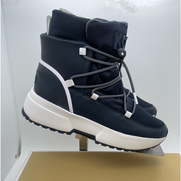 MICHAEL KORS Cassia Leather & Nylon Snow Boot Bootie, Admiral Blue size 10 - Picture 6 of 10